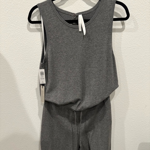 🎉HP🎉The Group Babaton Gray Shange Knit Sleeveless Jumpsuit with Drawstring Waist - Picture 2 of 9